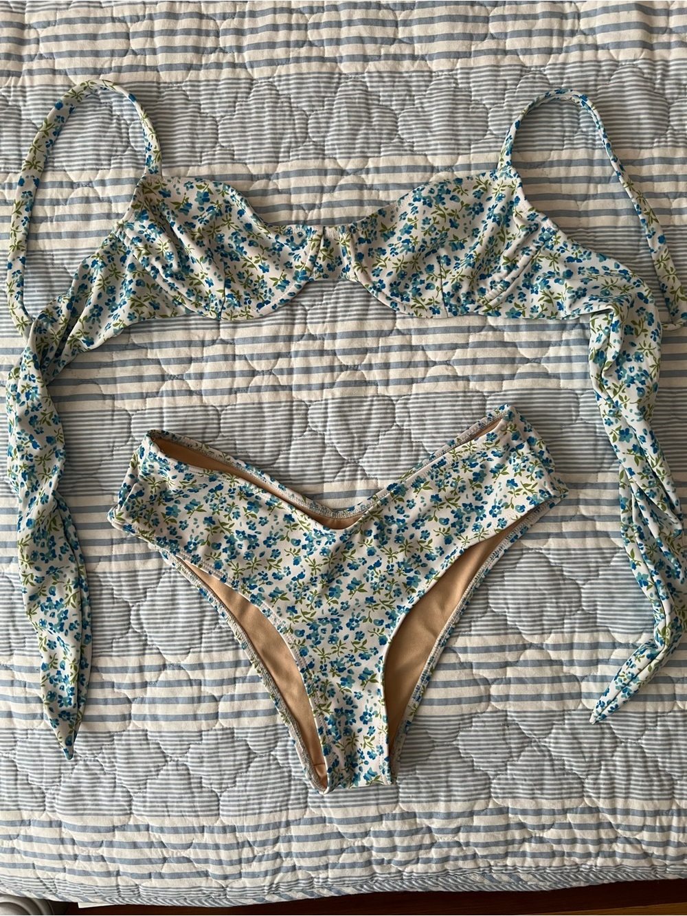Faithfull the brand floral bikini